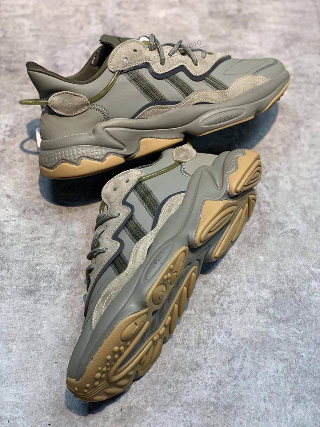 Adidas鞋 阿迪達斯Adidas Ozweego三葉草復古老爹鞋 男女同款  hdx13332